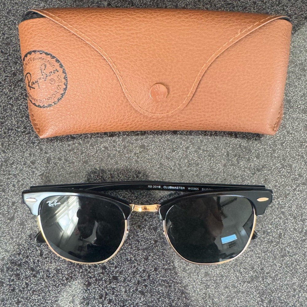 Ray-Ban Clubmaster BRAND NEW